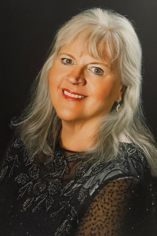 Cruise Brothers Travel Agent Dawn Turner